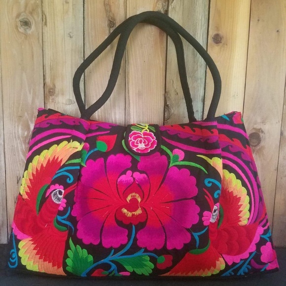 Handbags - Large embroidered tote